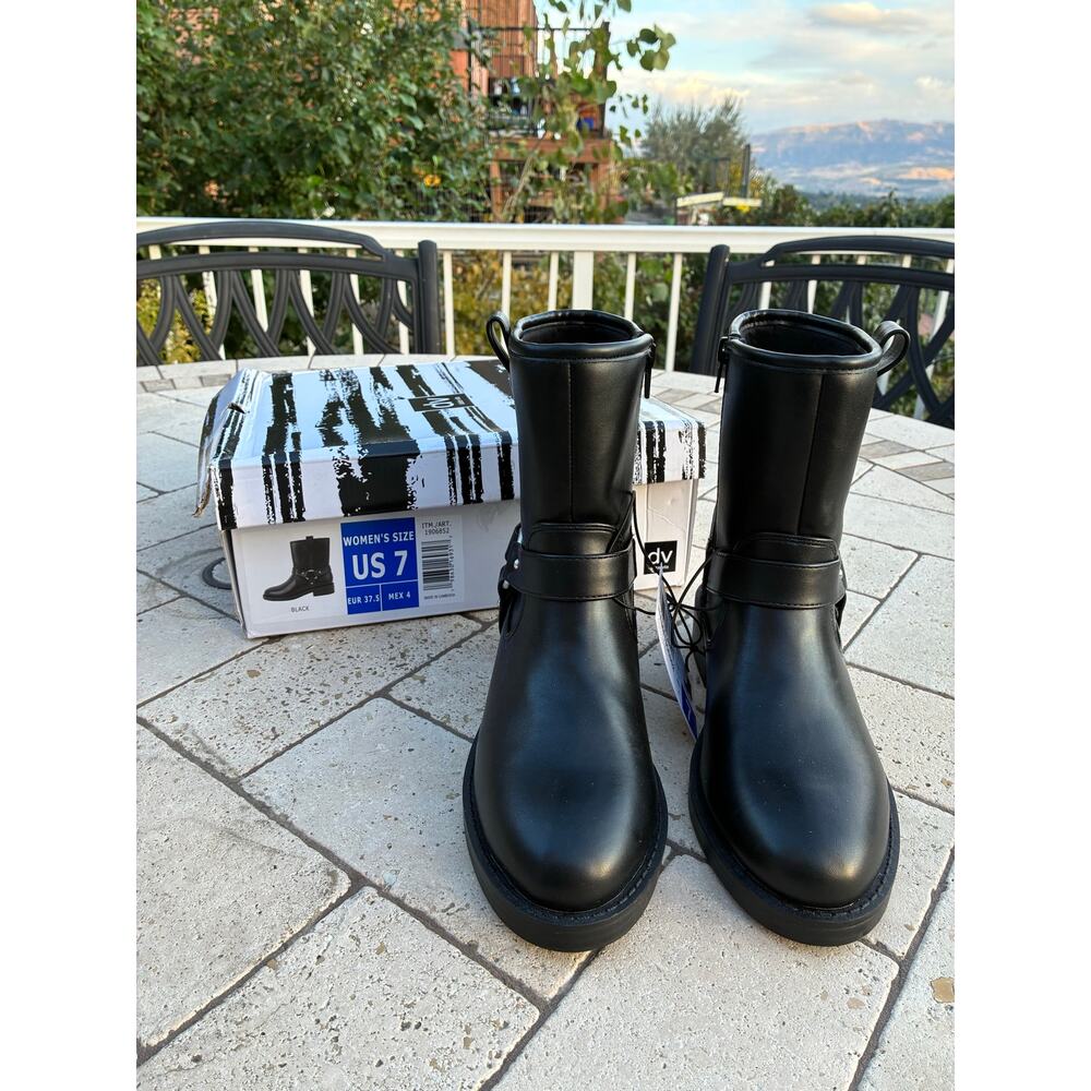 Dolce Vita Biker Boots Black Moto Side Zipper Low Block Heel Size 9 - Picture 9 of 9
